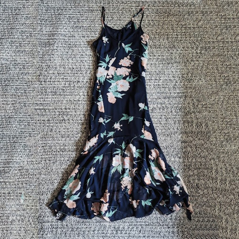 Lulus Feeling Freesia Navy Blue Floral Print Maxi Dress